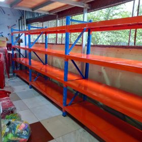 Kệ trung tải beam hộp